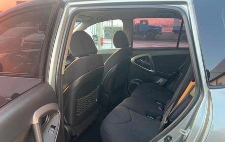 Toyota RAV4, 2006 год, 1 049 999 рублей, 17 фотография