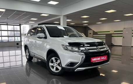 Mitsubishi Outlander III рестайлинг 3, 2016 год, 1 395 000 рублей, 5 фотография