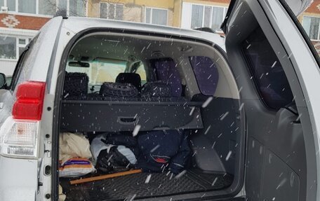 Toyota Land Cruiser Prado 150 рестайлинг 2, 2013 год, 2 700 000 рублей, 11 фотография