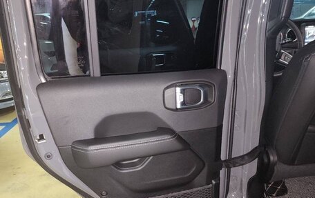 Jeep Wrangler, 2021 год, 4 900 000 рублей, 14 фотография