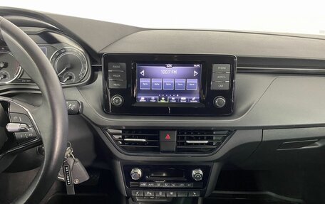 Skoda Rapid II, 2022 год, 1 650 000 рублей, 18 фотография