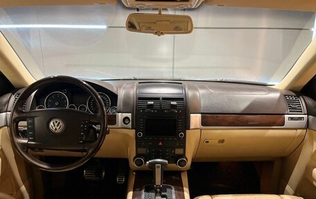 Volkswagen Touareg III, 2006 год, 830 000 рублей, 12 фотография
