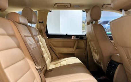 Volkswagen Touareg III, 2006 год, 830 000 рублей, 9 фотография