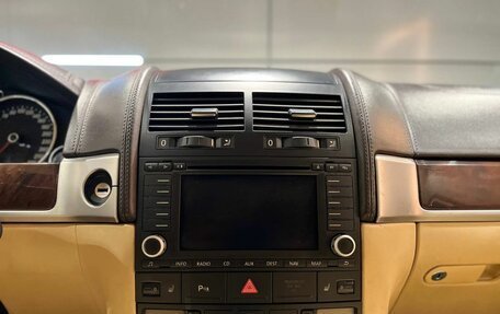 Volkswagen Touareg III, 2006 год, 830 000 рублей, 16 фотография