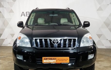 Toyota Land Cruiser Prado 120 рестайлинг, 2005 год, 2 159 000 рублей, 2 фотография