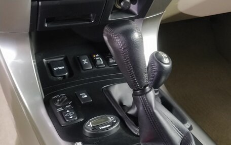 Toyota Land Cruiser Prado 120 рестайлинг, 2005 год, 2 159 000 рублей, 12 фотография