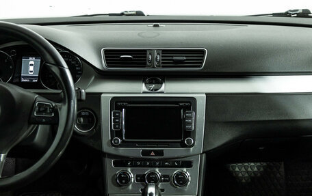 Volkswagen Passat B7, 2011 год, 749 898 рублей, 14 фотография