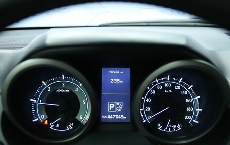 Toyota Land Cruiser Prado 150 рестайлинг 2, 2012 год, 2 290 000 рублей, 9 фотография