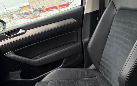 Volkswagen Passat B8 рестайлинг, 2018 год, 2 050 000 рублей, 9 фотография