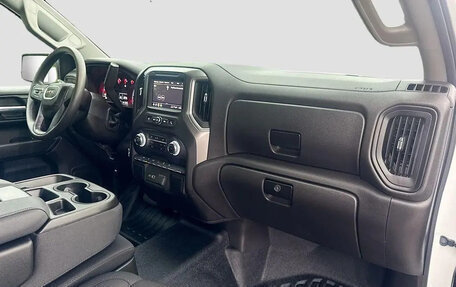 GMC Sierra, 2025 год, 6 765 000 рублей, 16 фотография