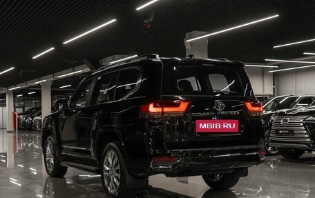 Toyota Land Cruiser, 2025 год, 15 500 000 рублей, 4 фотография