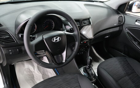 Hyundai Solaris II рестайлинг, 2014 год, 899 000 рублей, 11 фотография