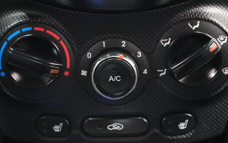 Hyundai Solaris II рестайлинг, 2014 год, 899 000 рублей, 15 фотография