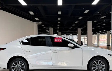 Mazda 3, 2022 год, 1 500 911 рублей, 4 фотография