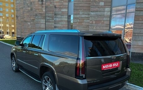 Cadillac Escalade IV, 2016 год, 3 700 000 рублей, 5 фотография