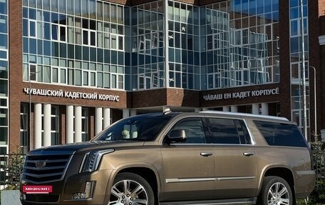 Cadillac Escalade IV, 2016 год, 3 700 000 рублей, 3 фотография