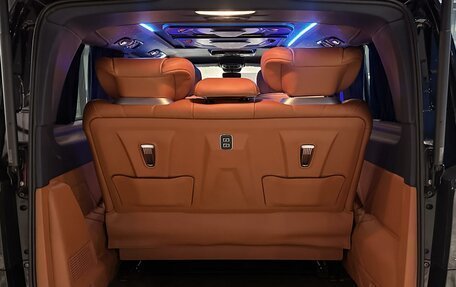 Mercedes-Benz Vito, 2024 год, 9 350 000 рублей, 6 фотография