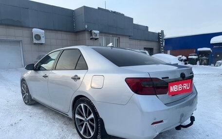Toyota Camry, 2012 год, 1 370 000 рублей, 4 фотография