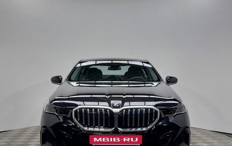 BMW 5 серия, 2025 год, 8 850 000 рублей, 2 фотография