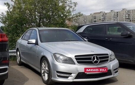 Mercedes-Benz C-Класс, 2011 год, 1 250 000 рублей, 1 фотография