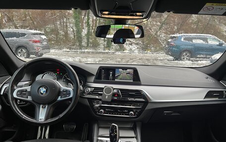 BMW 5 серия, 2018 год, 3 050 000 рублей, 16 фотография