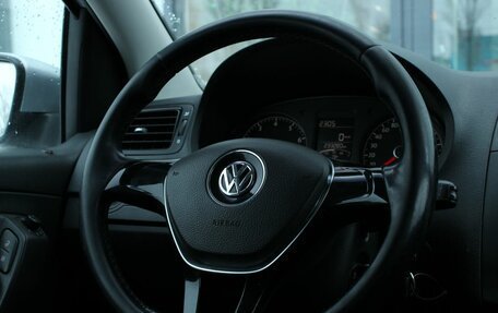 Volkswagen Polo VI (EU Market), 2016 год, 890 000 рублей, 11 фотография