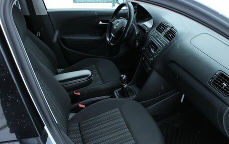 Volkswagen Polo VI (EU Market), 2016 год, 890 000 рублей, 10 фотография