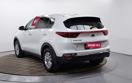 KIA Sportage IV рестайлинг, 2018 год, 1 999 000 рублей, 7 фотография