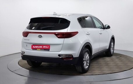 KIA Sportage IV рестайлинг, 2018 год, 1 999 000 рублей, 5 фотография