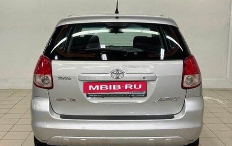 Toyota Matrix, 2003 год, 539 000 рублей, 3 фотография