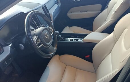 Volvo XC60 II, 2018 год, 2 630 000 рублей, 5 фотография