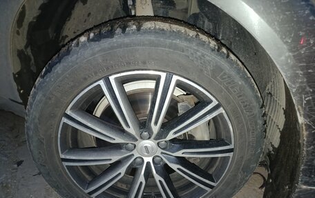 Volvo XC60 II, 2018 год, 2 630 000 рублей, 10 фотография