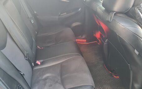 Toyota Prius, 2015 год, 1 380 000 рублей, 12 фотография