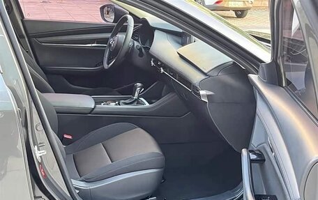 Mazda 3, 2022 год, 1 964 000 рублей, 9 фотография