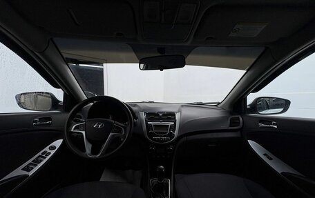 Hyundai Solaris II рестайлинг, 2013 год, 499 999 рублей, 10 фотография