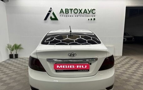 Hyundai Solaris II рестайлинг, 2013 год, 499 999 рублей, 6 фотография