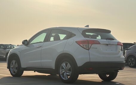 Honda Vezel, 2021 год, 1 712 000 рублей, 3 фотография