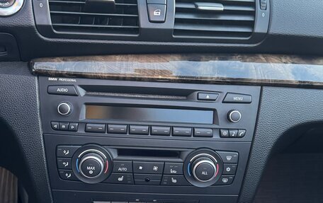 BMW 1 серия, 2011 год, 2 000 000 рублей, 10 фотография