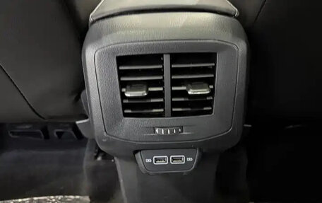 Volkswagen T-Cross I, 2022 год, 1 600 000 рублей, 12 фотография