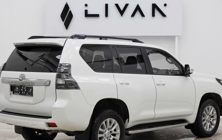 Toyota Land Cruiser Prado 150 рестайлинг 2, 2016 год, 3 149 000 рублей, 2 фотография