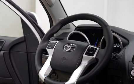 Toyota Land Cruiser Prado 150 рестайлинг 2, 2016 год, 3 149 000 рублей, 7 фотография