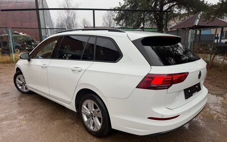 Volkswagen Golf VIII, 2022 год, 2 342 000 рублей, 4 фотография