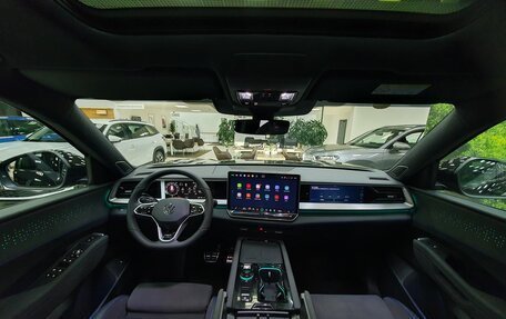 Volkswagen Teramont, 2025 год, 6 300 000 рублей, 22 фотография