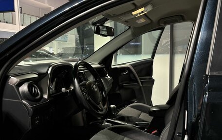 Toyota RAV4, 2017 год, 2 650 000 рублей, 17 фотография