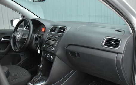 Volkswagen Polo VI (EU Market), 2012 год, 649 999 рублей, 19 фотография