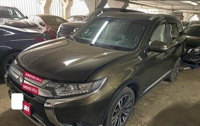 Mitsubishi Outlander III рестайлинг 3, 2019 год, 2 100 000 рублей, 1 фотография