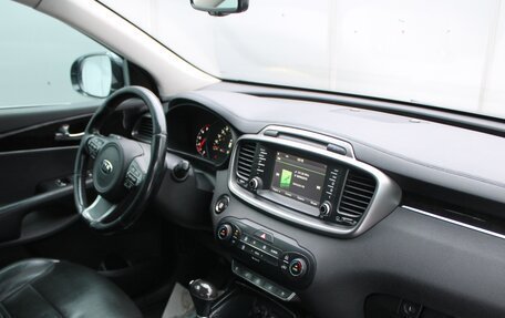 KIA Sorento III Prime рестайлинг, 2017 год, 2 100 000 рублей, 3 фотография