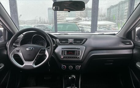 KIA Rio III рестайлинг, 2015 год, 949 000 рублей, 10 фотография