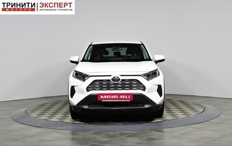 Toyota RAV4, 2020 год, 2 697 000 рублей, 2 фотография