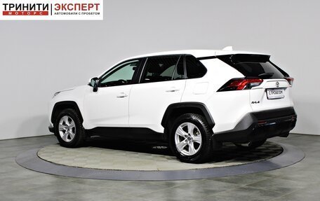 Toyota RAV4, 2020 год, 2 697 000 рублей, 6 фотография